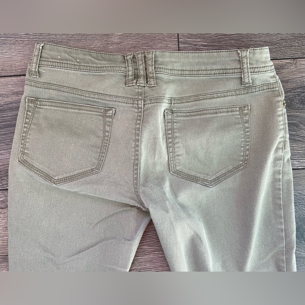 Mossimo Supply Co green skinny jeans size 9